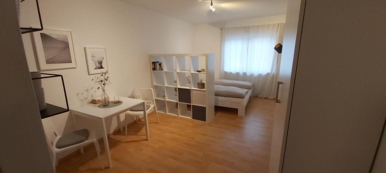 Nette 1 Zimmerwohnung In Wuerzburg Buitenkant foto